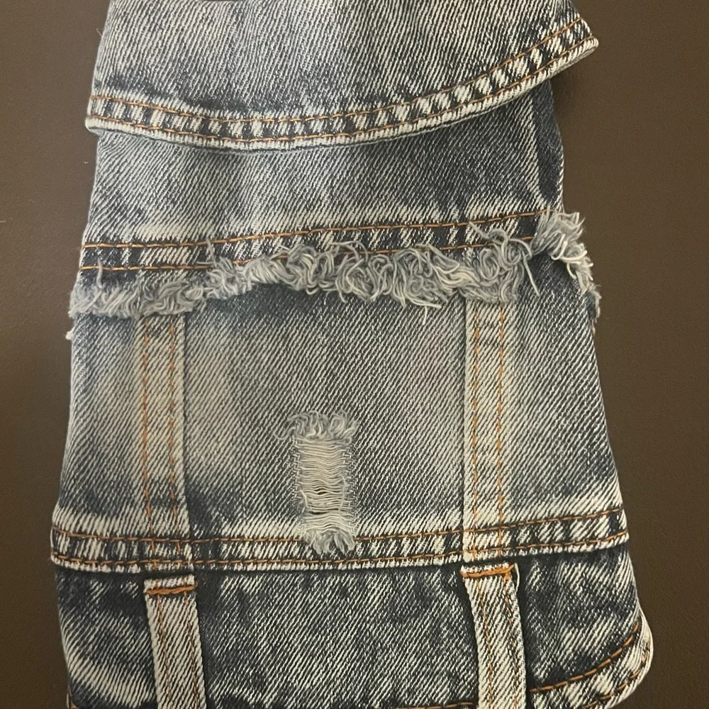 DENIM XS Dog or Puppy Vest [3 - 6 Pounds SMALL BREED] + Snap Button Closure NWOT